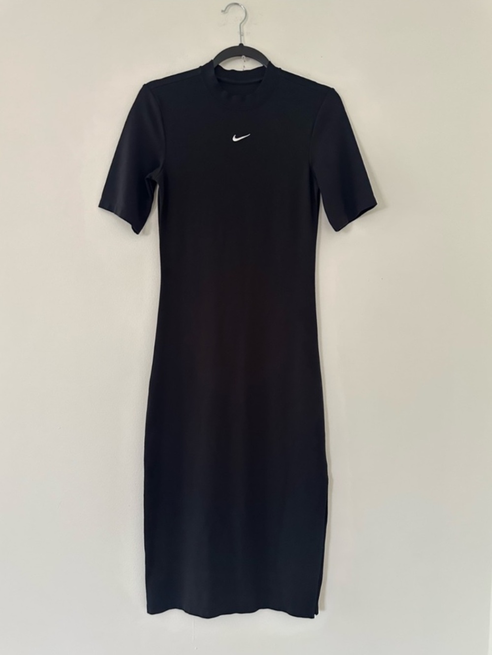 Nike MIDI Dress Chill Knit with Split - Crew Neck, Quarter Sleeve - Picture 2 of 3